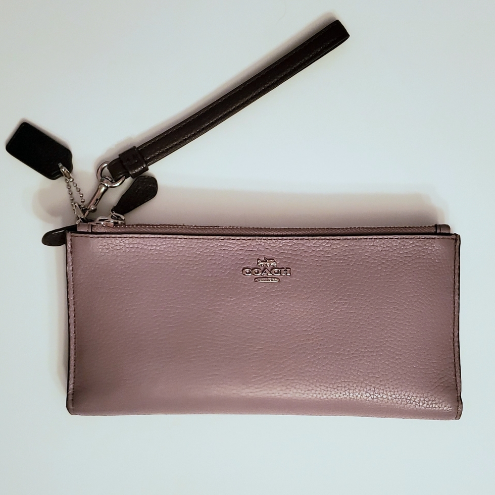 Coach Lavendar Wallet Wristlet